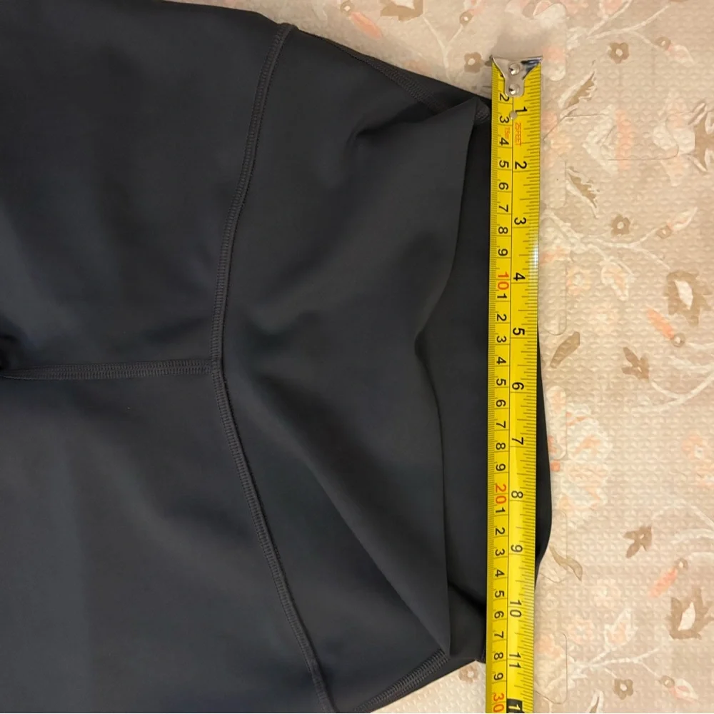 Alo - 7/8 High-Waist Airlift Legging - Dark Gray - Size Small - Picture 2 of 7